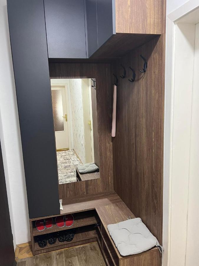 Kuman Apartments คูมาโนโว ภายนอก รูปภาพ